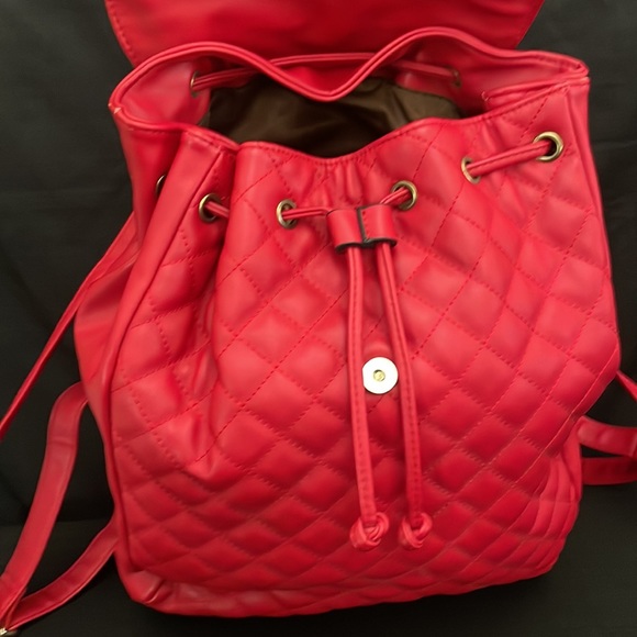 V 1969 Italia Red Leather Quilted Studded Adjustable Backpack Purse Bag main image 8